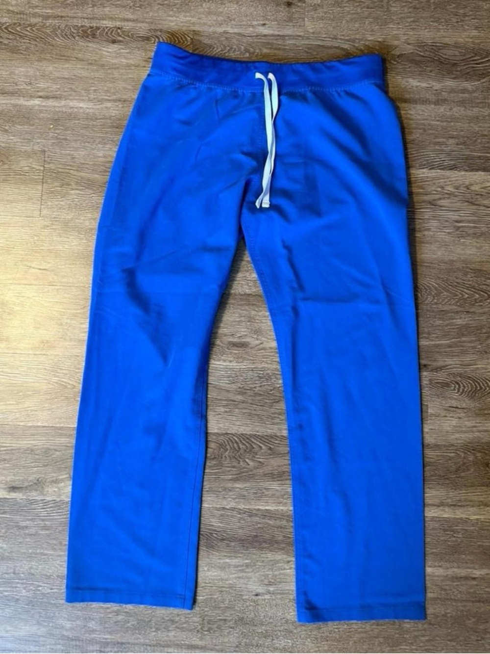Figs Winning Blue Scrub Pants
Size L 
30 inch inseam - Picture 3 of 7